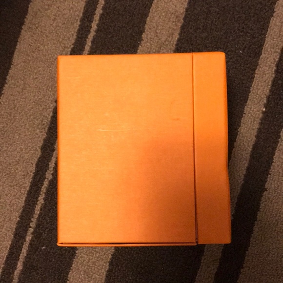 Louis Vuitton dustbox gift box - Picture 4 of 9